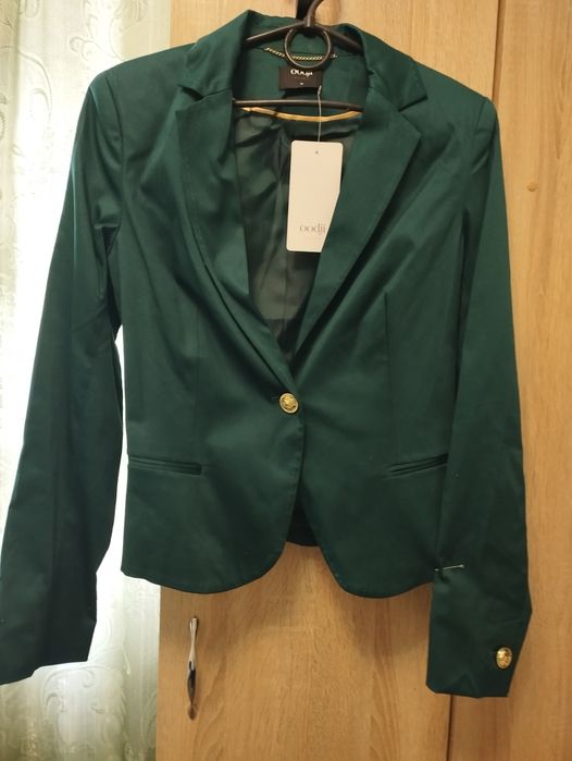 Пиджак женский новый - зелёного цвета