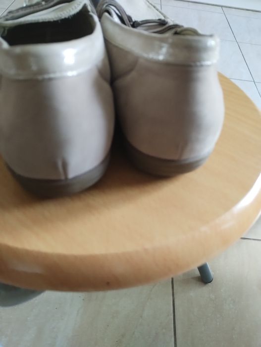 Mokasyny z naturalnej skóry 39