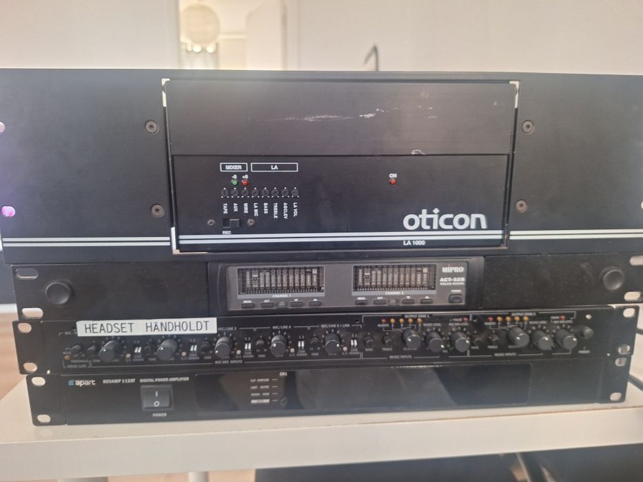 zestaw  naglosnienia + 6 nadajnikow mipro  2 x  Apart ,Mipro , Oticon