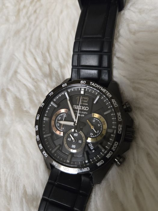 Seiko Mens Analogue Quartz Watch with Silicone Strap SSB349P1