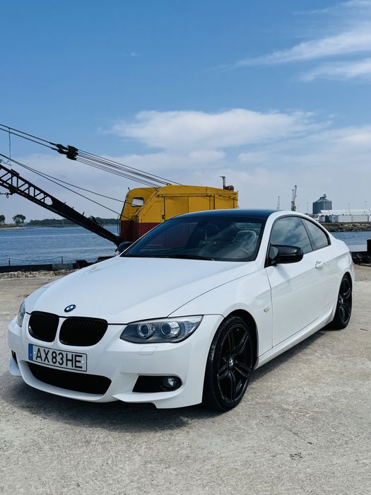 Vendo bmw 320d lci e92 pack m
