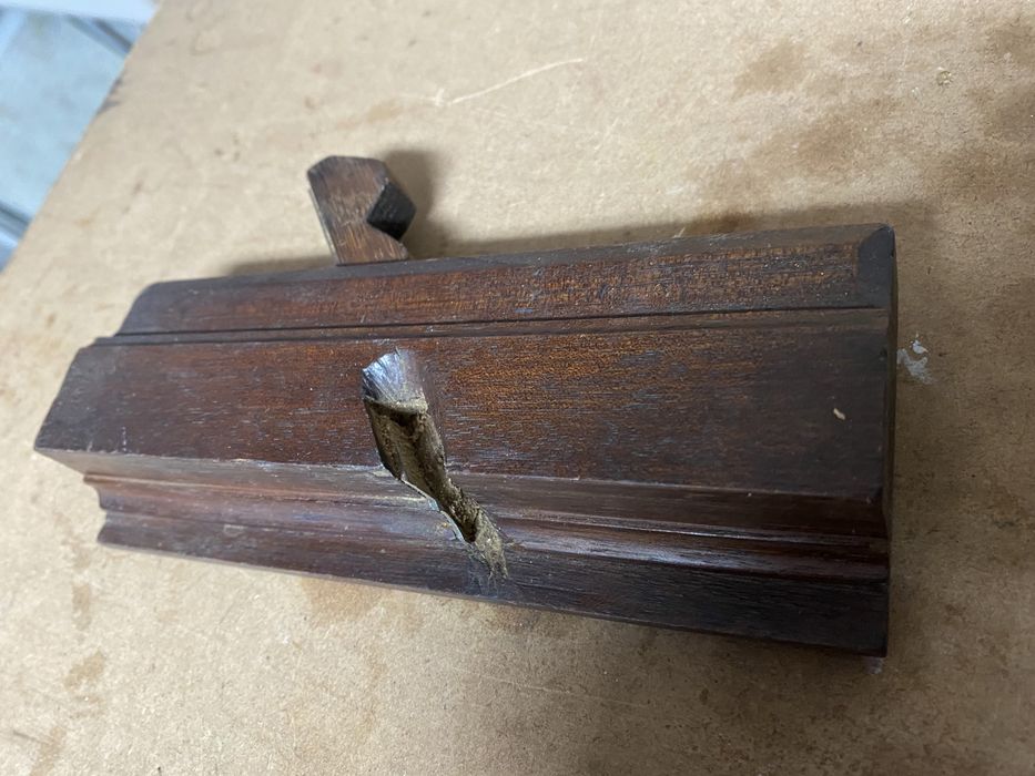 Vendo plaina de madeira