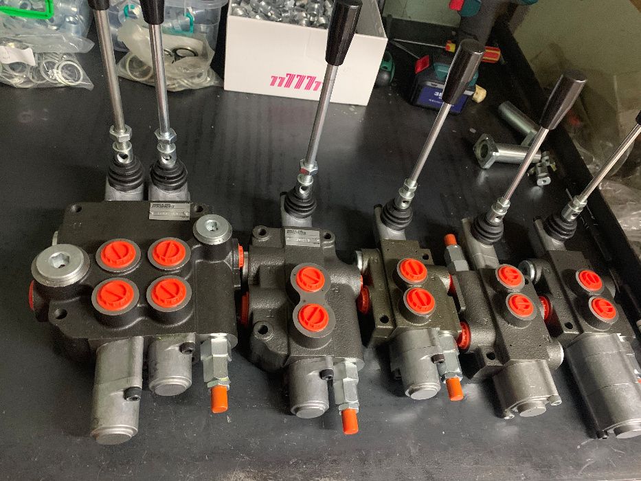 Гидравлический распределитель с плавающим положением на мтз, юмз т25