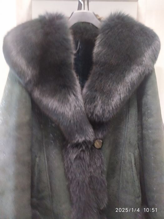 Зелёная дубленка