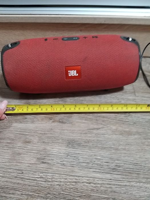 Продам колонку JBL