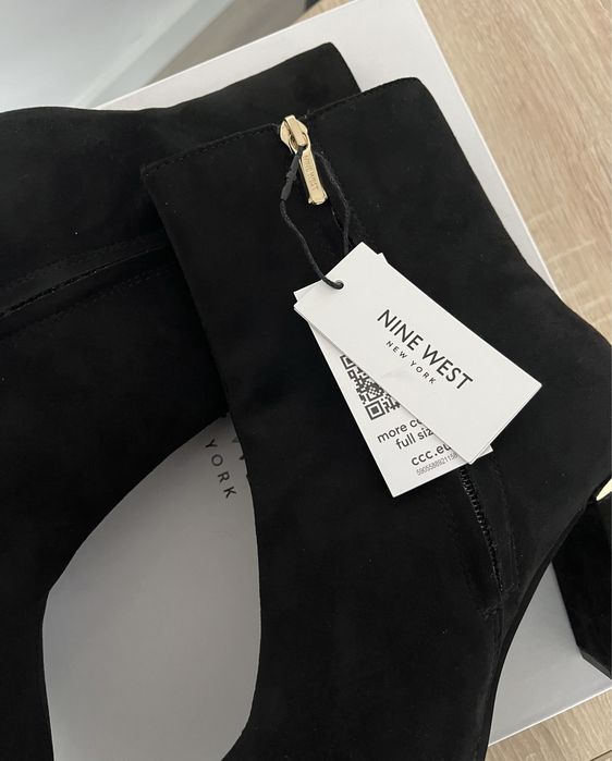 Nowe botki czarne zamszowe Nine West 40 na słubku obcas kozaki suwak