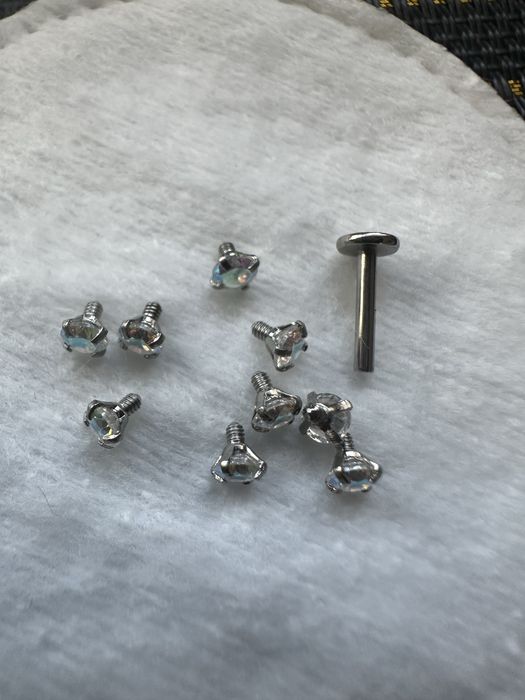 Накрутка на лабрет штангу