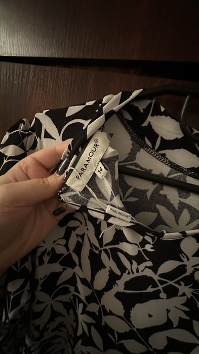 Сукня PARAMOUR розмір 50 в хорошому стані як нова