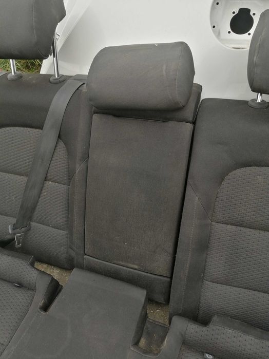 Заднє сидіння диван на Skoda Superb 2008-2015