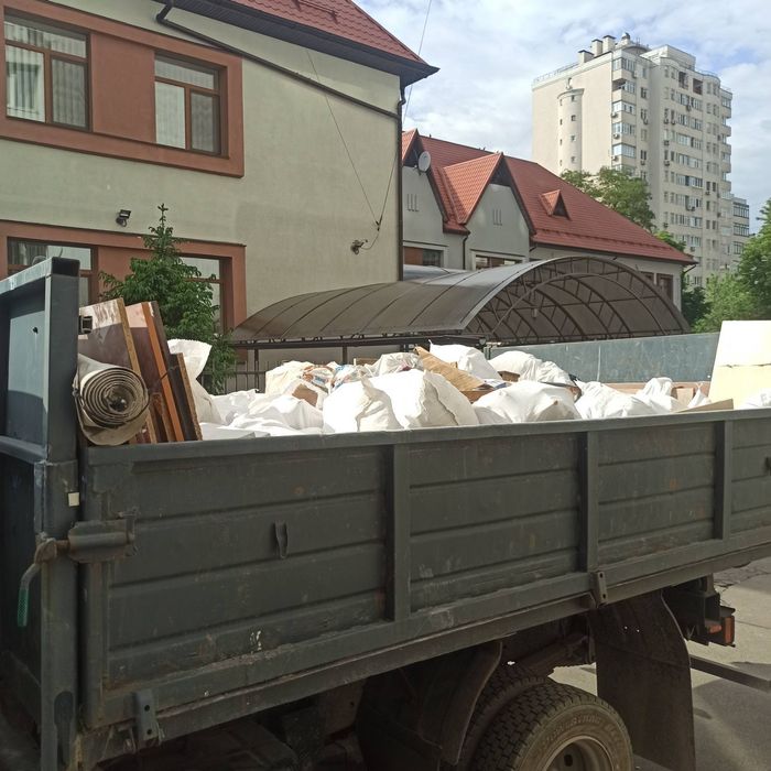 Вивезення сміття,мотлоху