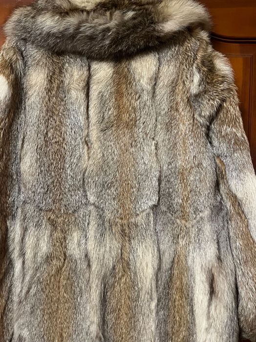 Шуба жіноча з лиси