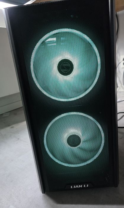 Komputer PC pod gaming