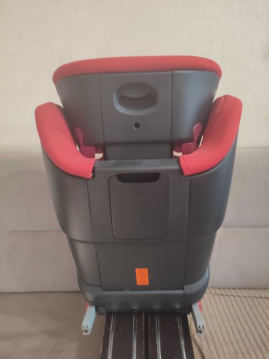 Продам німецьке автокрісло Britax-Romer