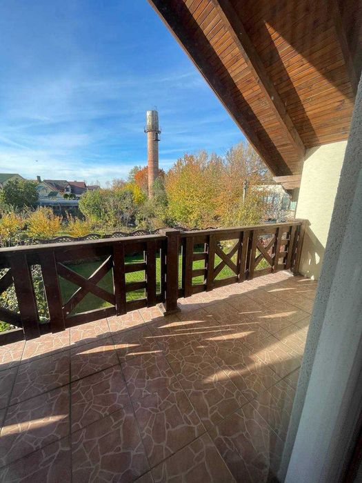 Будинок м. Тернопіль. Затишний будинок і ділянка 10 сот.