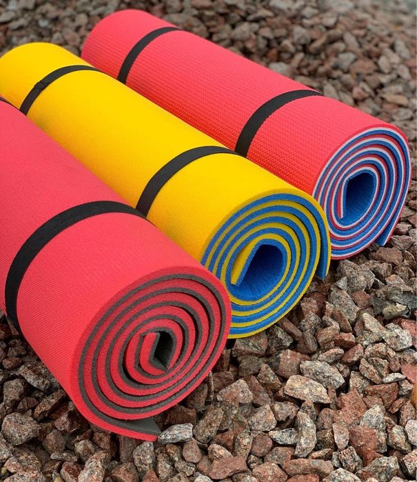 Коврик для йоги пилатеса та фитнесу каремат