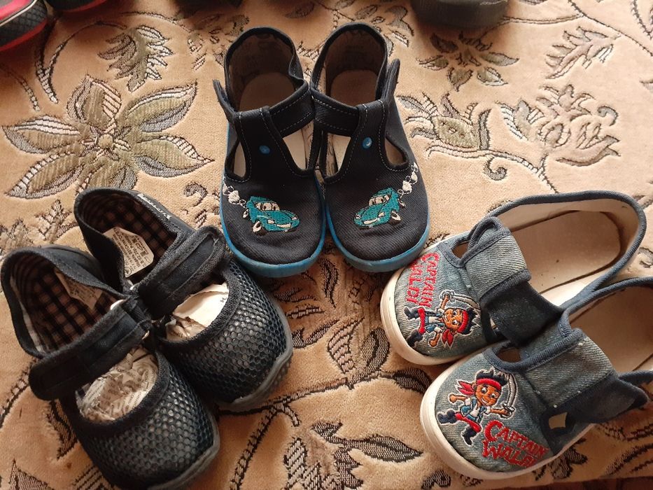 Дутіки,ботинки демісезон,зима,тапки