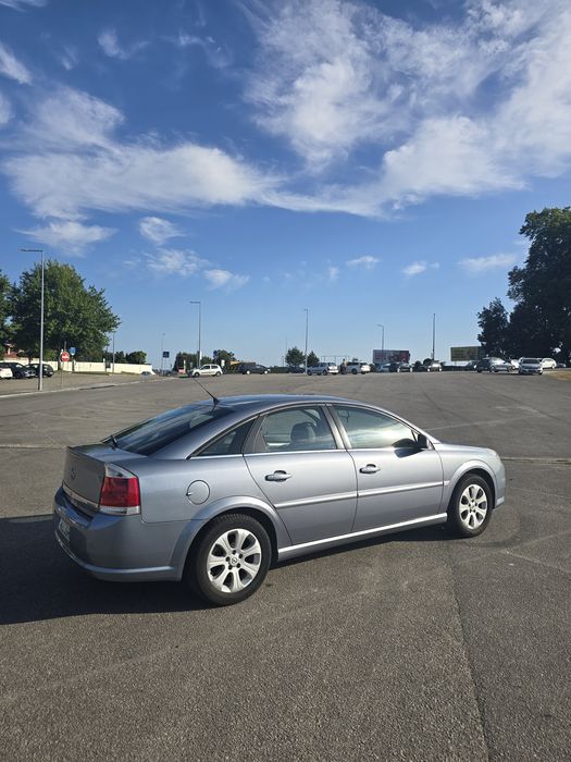 Opel Vectra — fotografia 4
