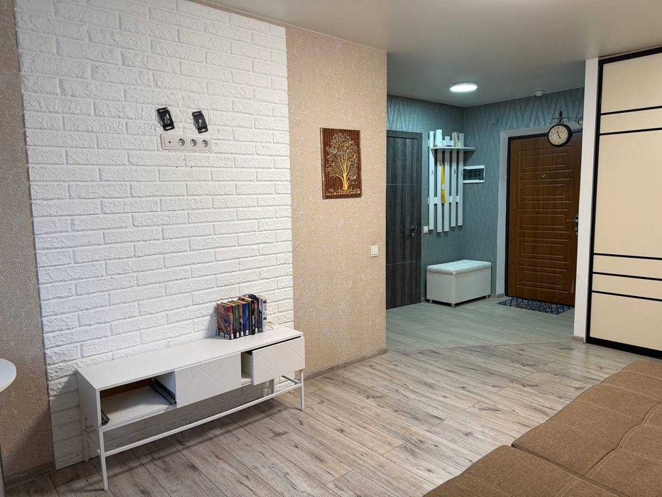 Продаж однокімнатної квартири 37 м. з ремонтом ЖК Атлант. ТРЦ Лавіна.