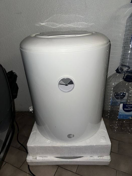 Cilindro termoacumulador elétrico Equation