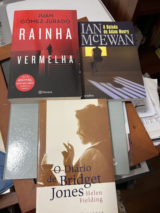 Vendo livros bom estado