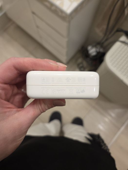 Apple USB-C ładowarka 61W(używana
