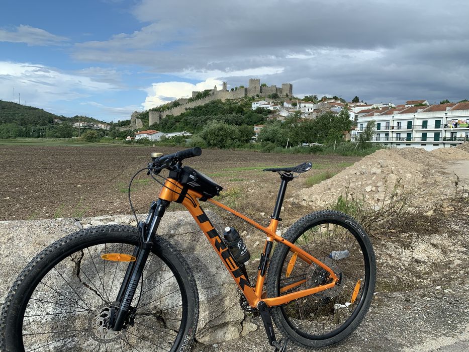 Trek X-Caliber super nova