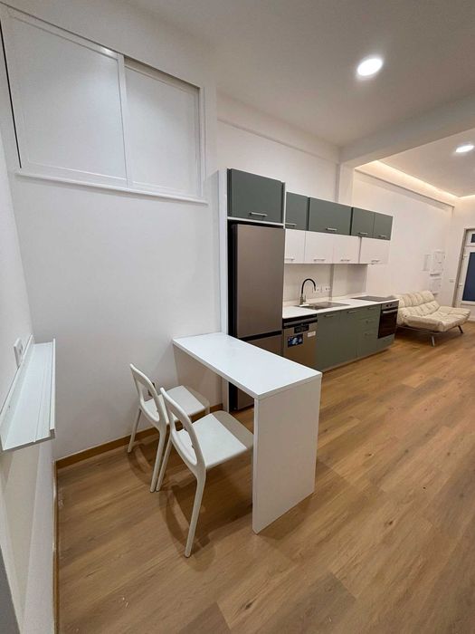 Studio na Parede com Garagem