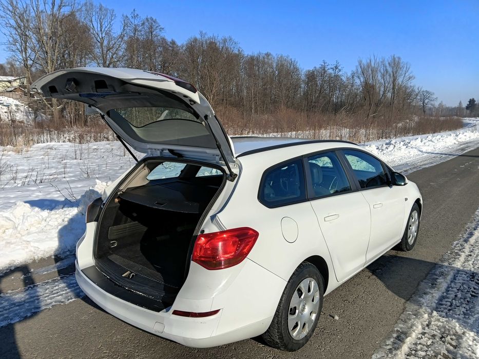 Продам Опель Астра 2011р.