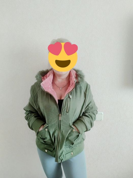 Курточка женская