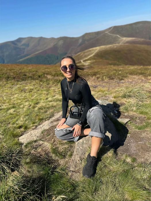 Шикарні джинси від Bershka S-M