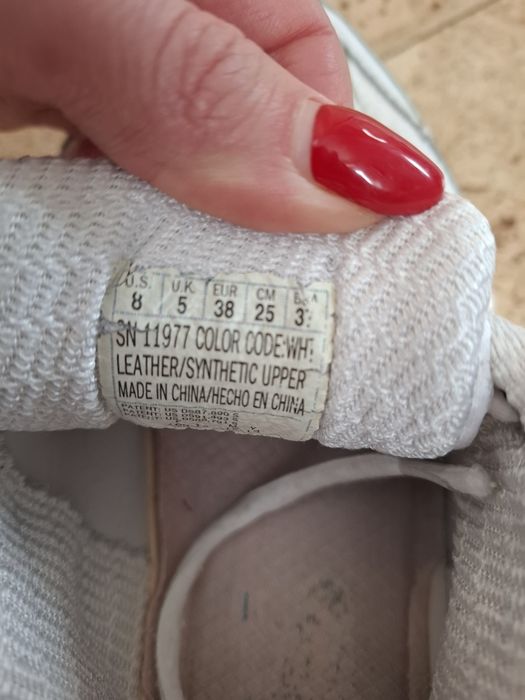 Skechers rozmiar 38