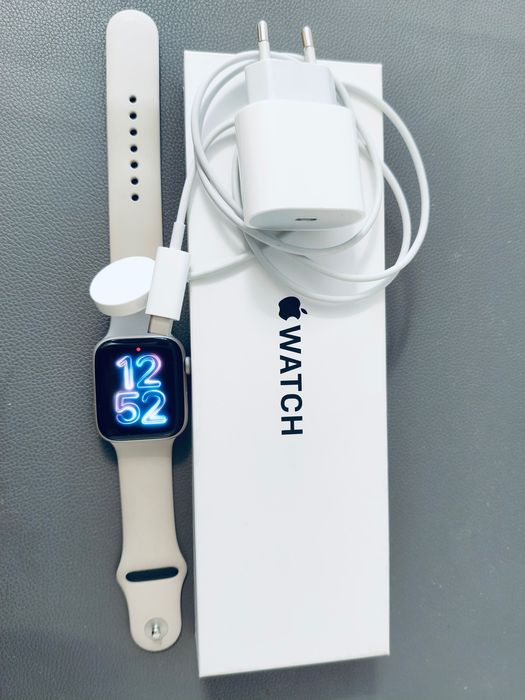 Zegarek Apple Watch SE 2 gen. 45 mm / 100% bateria