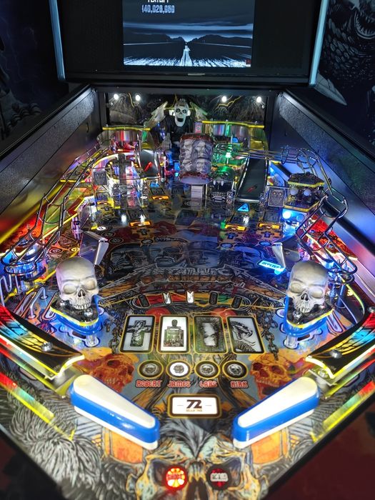 Metallica Remaster Premium Stern Pinball Flipper Fliper