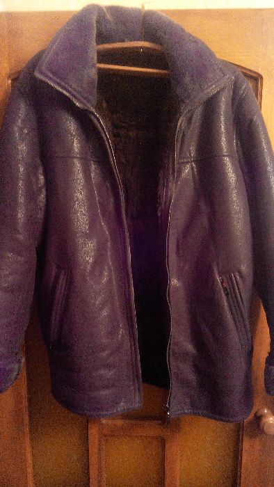 Продам мужскую дублёнку.