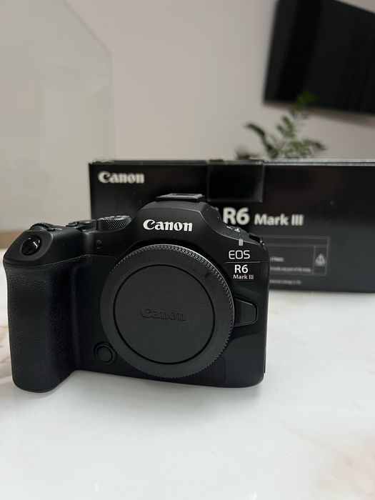 Canon EOS R6 Mark III