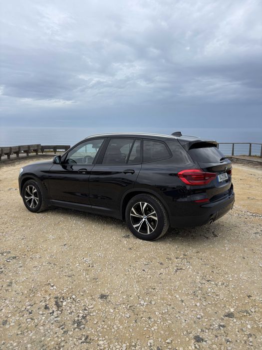 BMW X3 sDrive18d Automático | Nacional | 08/2019 | Volante M