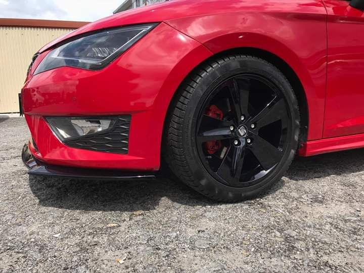 Aleron/Aileron + Aba frontal + Embaladeiras Seat Leon 5F 5 Portas