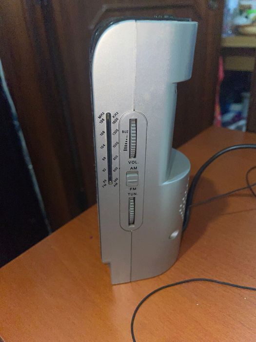 Alarm Clock with Flashlight64585803744770121