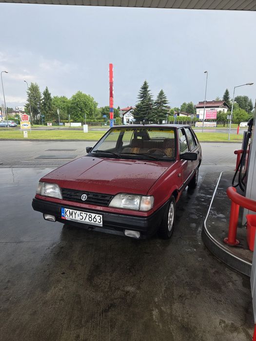 Polonez Caro