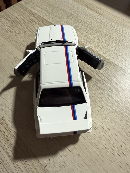 Bmw e30 M3  miniatura