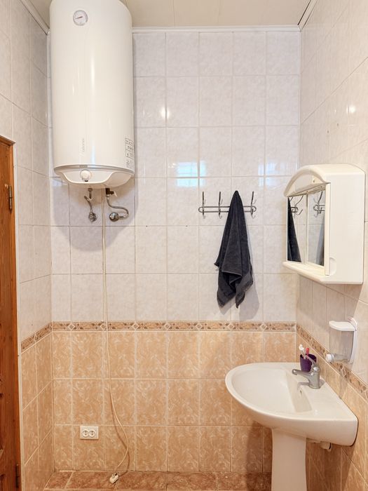 Будинок 340м.7кімнат, опалення газ/дрова15сот. Г.Днепра20хв от Хозяина