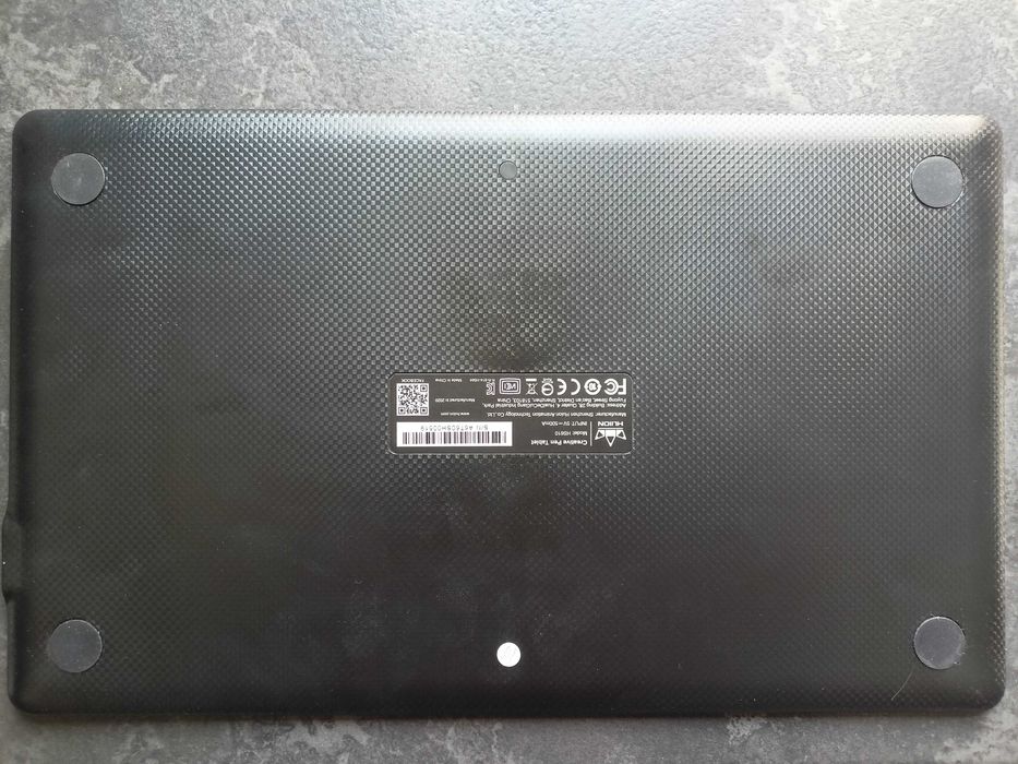 Tablet graficzny Huion HS610
