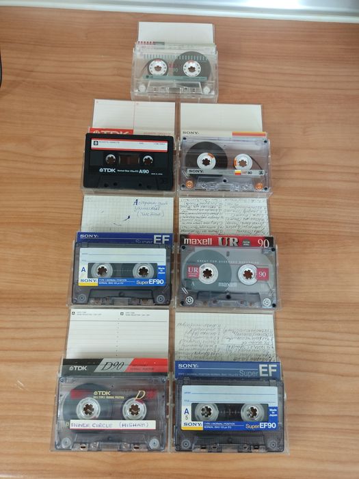 Лот аудіо касет TDK, Sony, Maxell, LG.