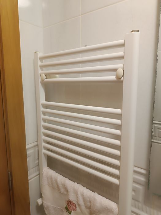 2 radiadores / aquecedores se toalhas