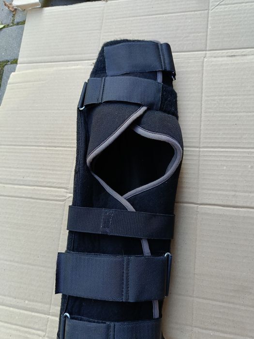 Orteza / stabilizator kolana 50 cm   

Na spr