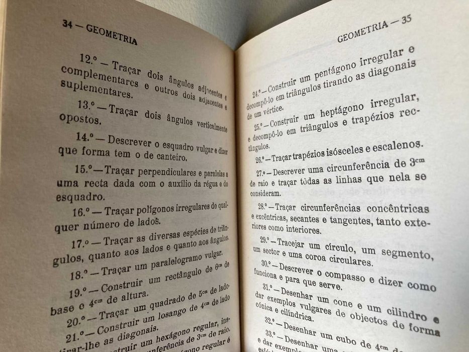 Livro Antigo de Geometria (1944)