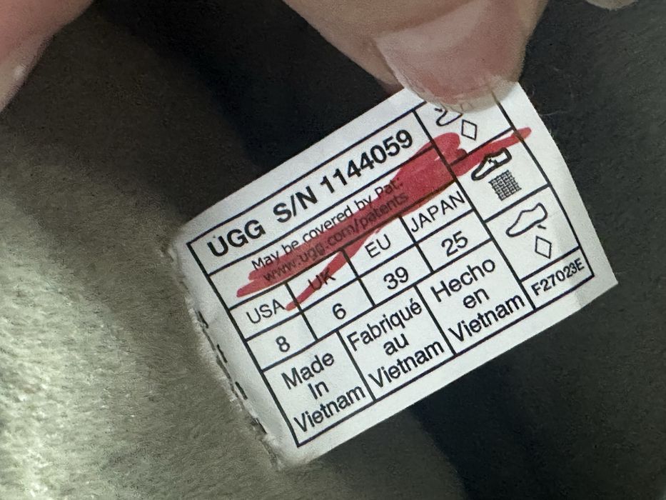 Черевики UGG Classic Brellah mini ( РОЗМІР 38, 39 )