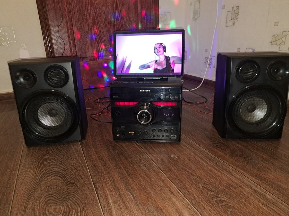 Музыкальный/музичний центр Samsung MAX-G55R/180 Ват/AUX/USB/BT/ЦАП/+ви