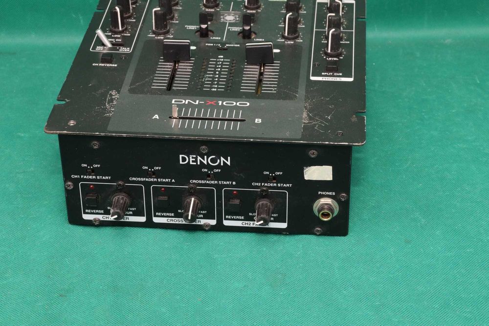 Sprzęt estradowy mikser DENON DN-X100