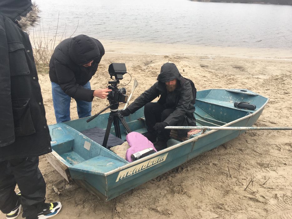 Лодка човен на прокат в оренду аренда мотор доставка